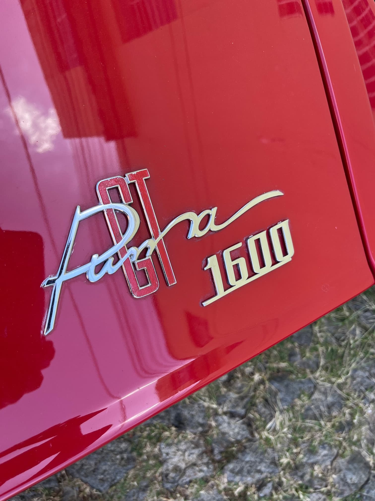 carro Puma GT 1600 vermelho 1971